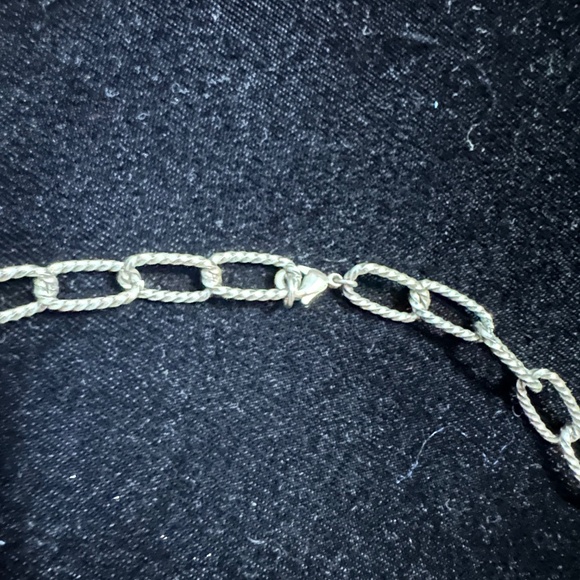 Vintage Gold-Tone Costume Jewelry Set – Bracelet, Choker & Long Necklace - Picture 13 of 15